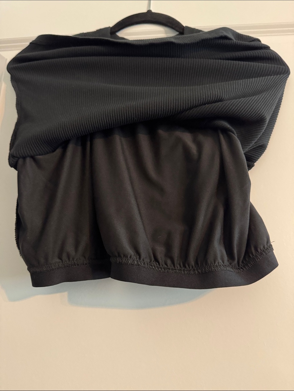 Fabletics Black Ribbed High-Neck Tank - Picture 3 of 4